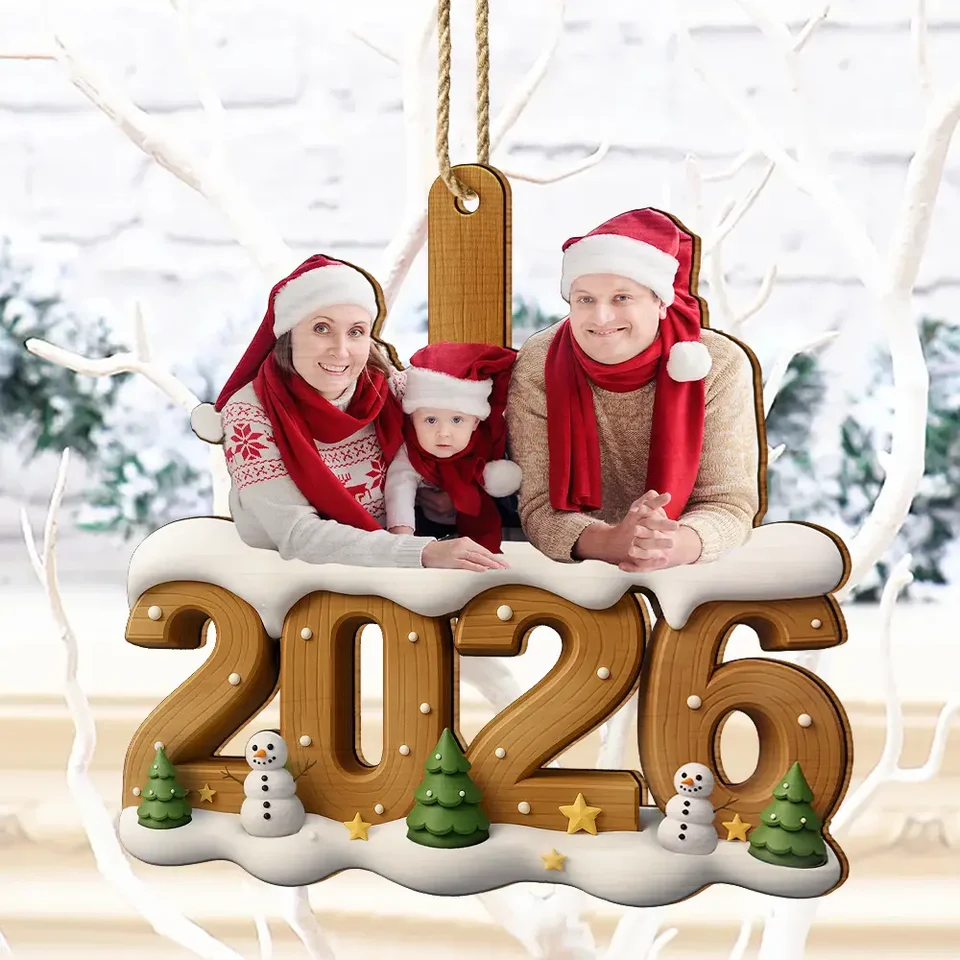 Custom Photo Christmas Family - Personalized Wood Ornament - Christmas Gifts For Mom, Dad, Brother, Sister