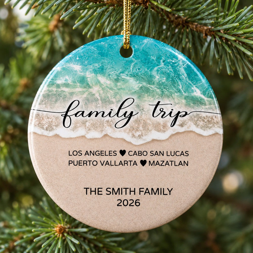 Close up detail of glossy print and texture on the family beach vacation ceramic ornament