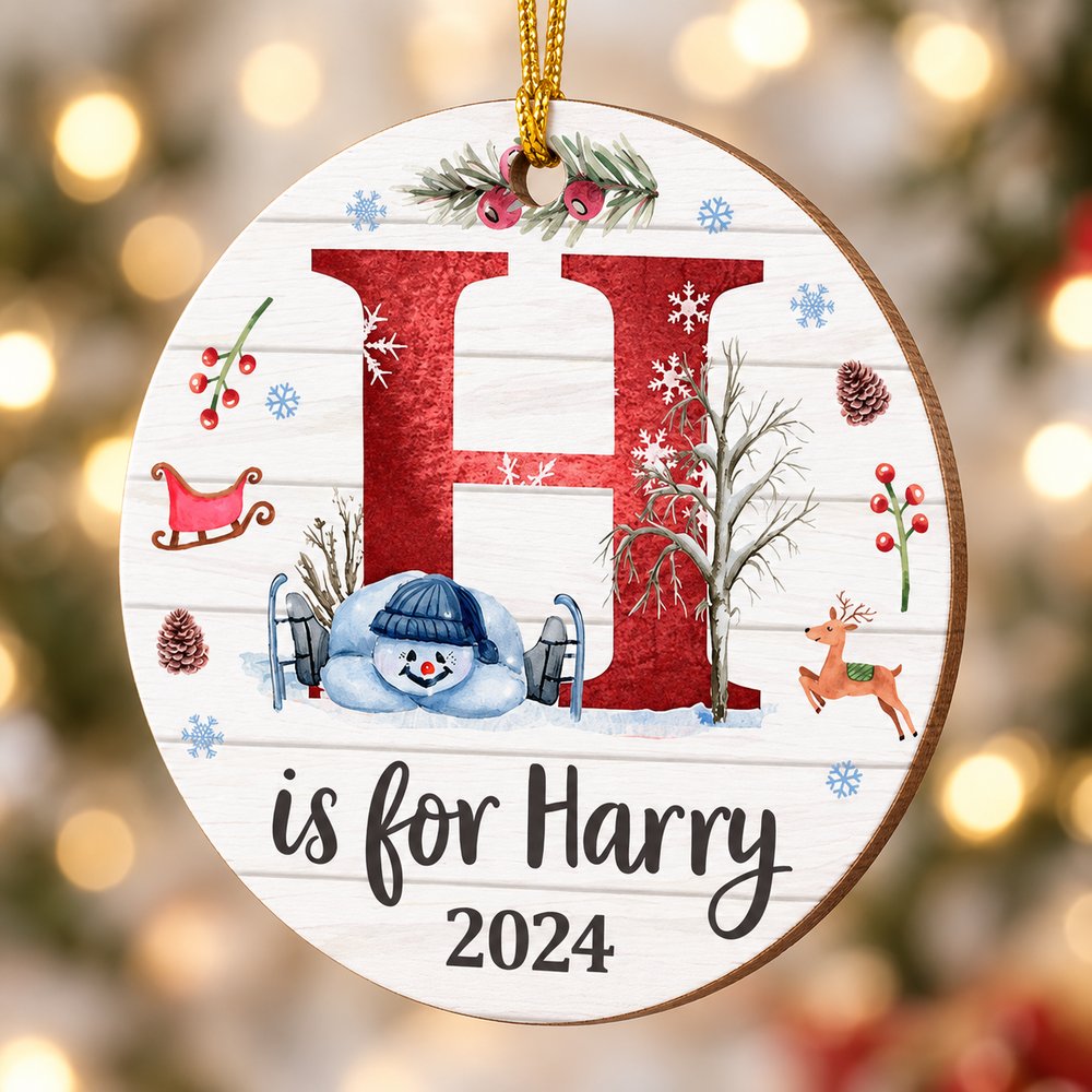 Close up detail of personalized name circle wood ornament showing wood edge and print