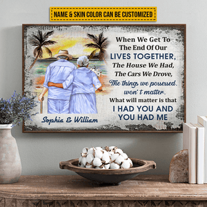 Beach Old Couple When We Get To The End, Personalized Family Gift For Couples, Valentine, Anniversary, Husband Wife, Her/Him, Grandma/Grandpa, Grandparent | Poster - Suzitee Store