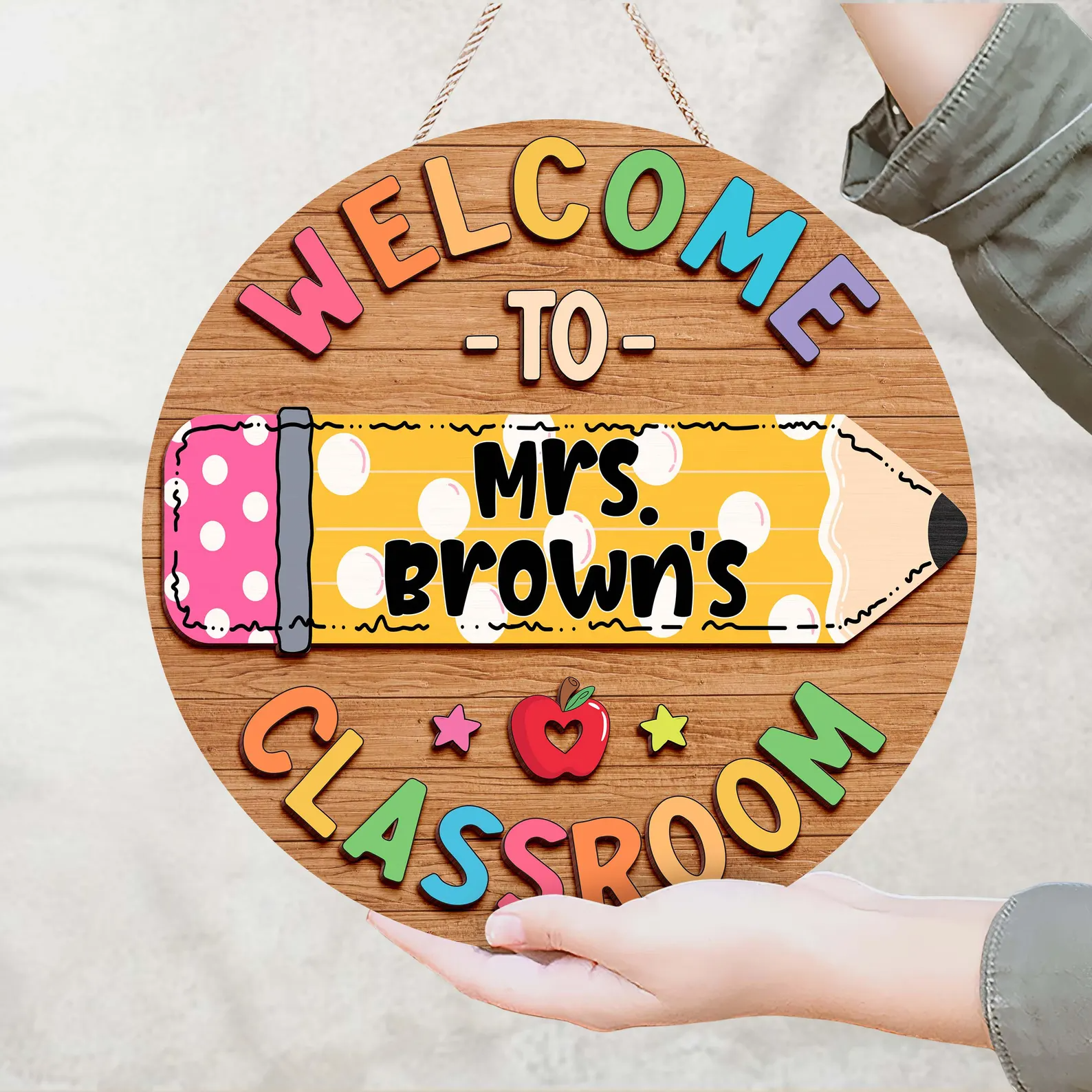Welcome To Teacher Classroom - Personalized Round Wood Sign - Back To School, 1st Day of School - Custom Gift For Teachers & Educators, Classroom Decoration
