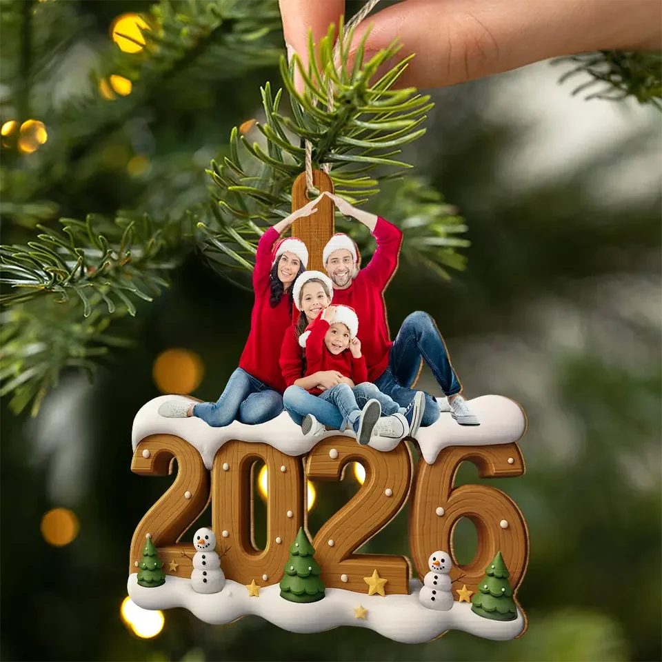 Custom Photo Christmas Family - Personalized Wood Ornament - Christmas Gifts For Mom, Dad, Brother, Sister