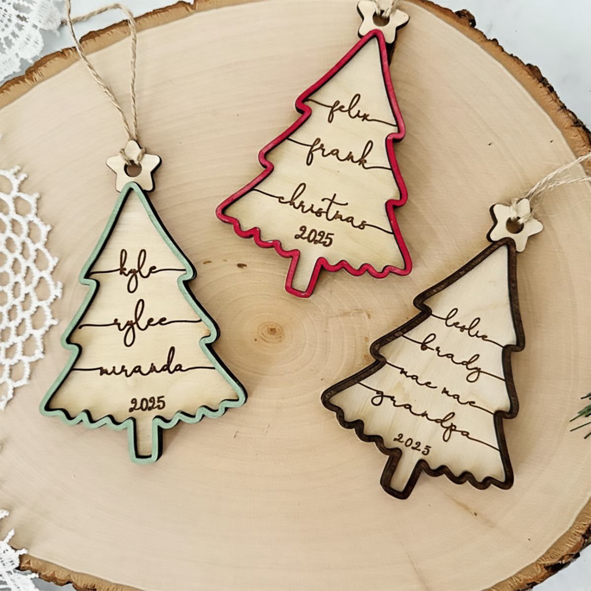 Family Christmas Tree - Personalized Custom 2-layered Wood Ornament - Christmas Gift for Family Members