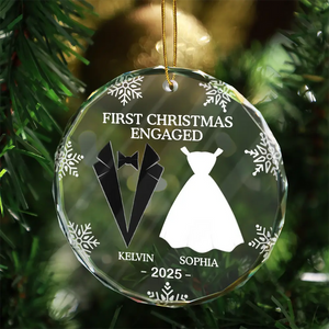 First Christmas As Married Couples - Personalized Heart Shaped Glass Ornament - Christmas Gift For Her/Him, Husband/Wife, Couples