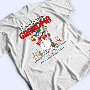 I Love Being A Grandma Christmas - Personalized Custom T Shirt - Birthday, Loving, Funny Gift for Grandma/Nana/Mimi, Mom, Wife, Grandparent - Suzitee Store