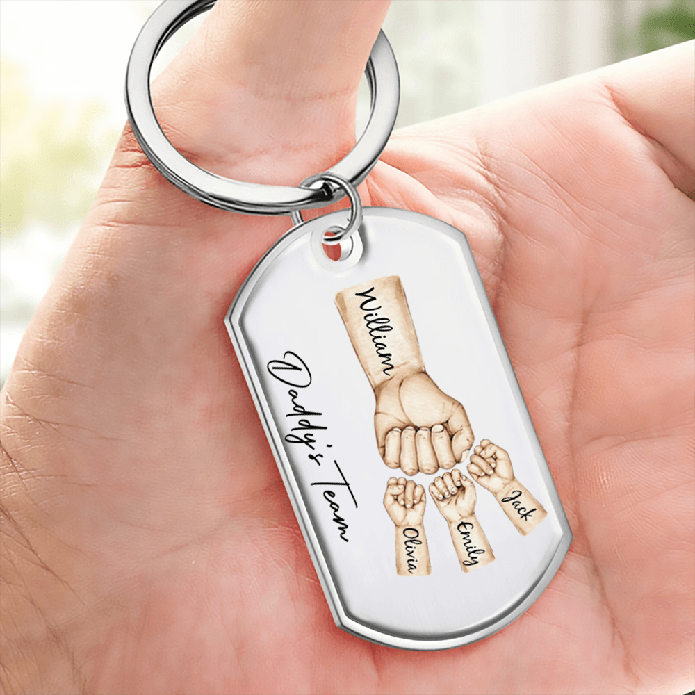 Daddy&#39;s Team Fist Bump - Personalized Stainless Steel Keychain - Father&#39;s Day Gift for Dad, Papa, Grandpa, Daddy, Dada - Suzitee Store
