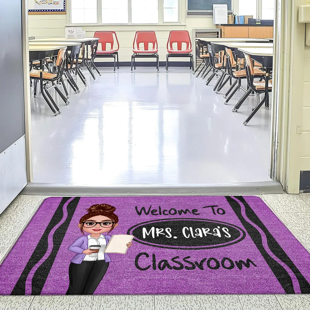 Teacher Crayon Welcome To Classroom - Personalized Doormat - Back To School Gift For Teacher, Educator, Kindergarten, Preschool, Pre K, Paraprofessional