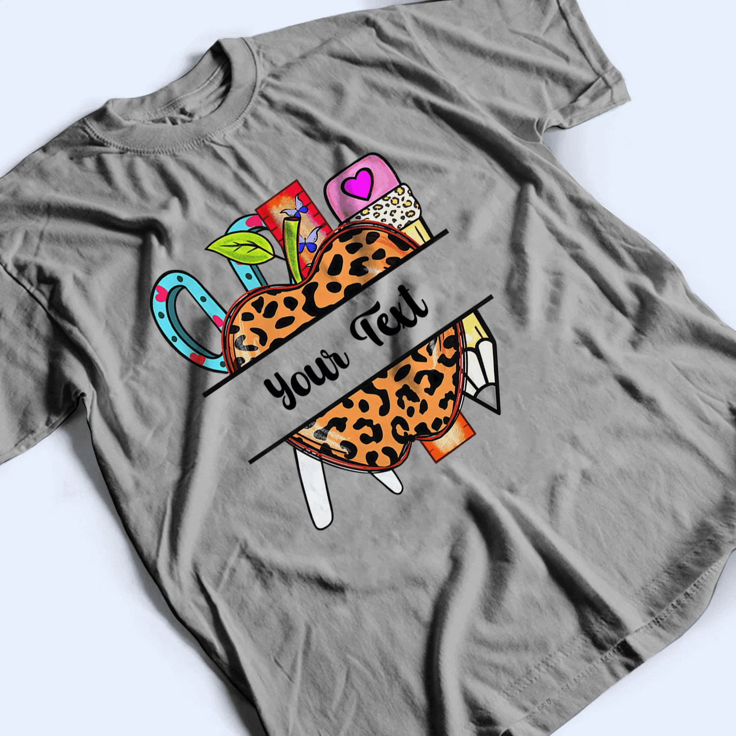 Apple Name Frame - Personalized Custom T Shirt - Birthday, Loving, Funny Gift for Teacher, Kindergarten, Preschool, Pre K, Paraprofessional - Suzitee Store