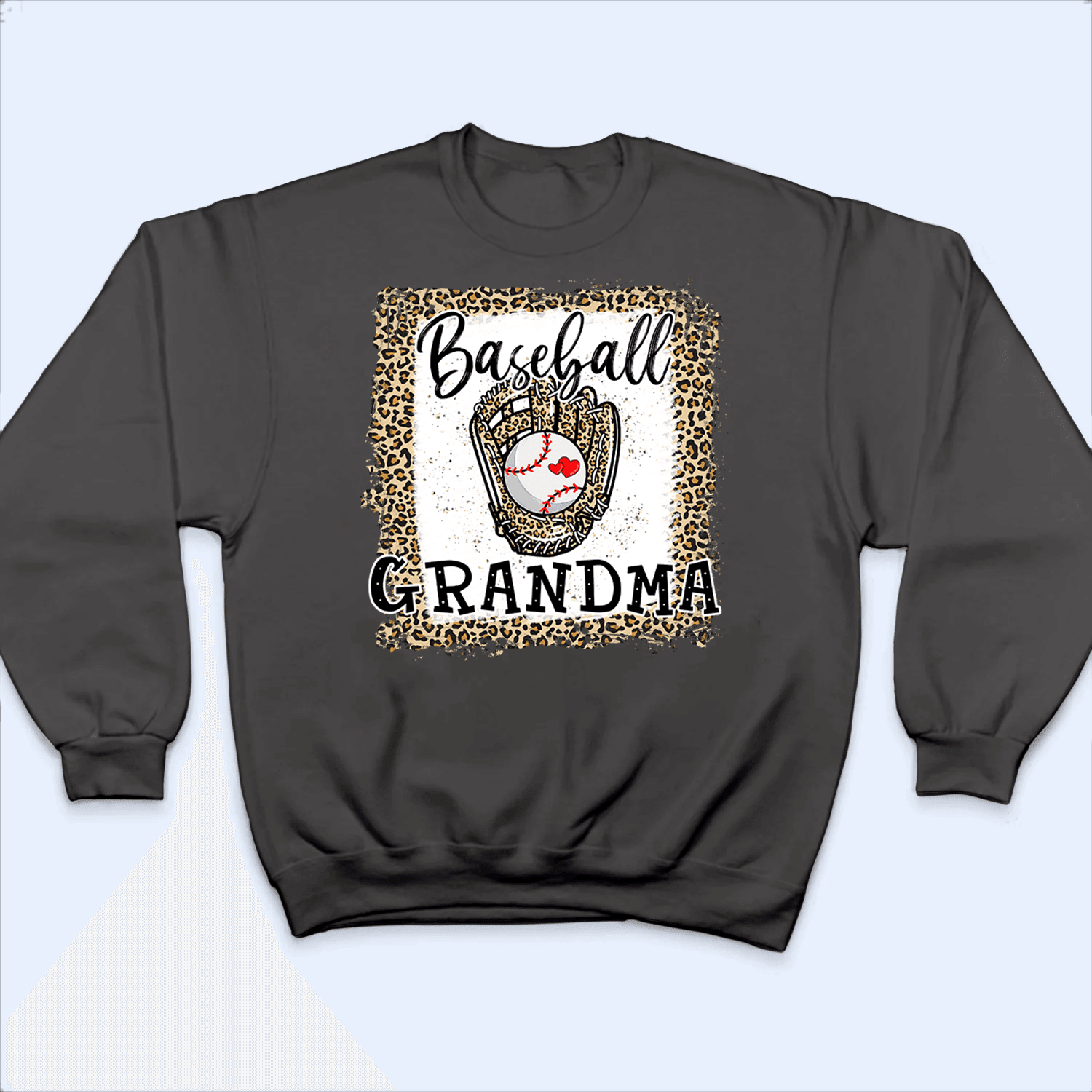 Baseball Grandma Leopard - Baseball/ Softball/Football Personalized Custom T Shirt - Birthday, Loving, Funny Gift for Grandma/Nana/Mimi, Mom, Wife, Grandparent - Suzitee Store