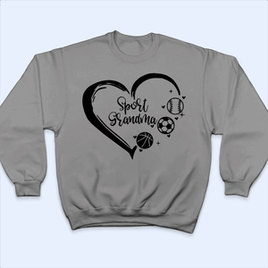 Grandma Heart - Personalized Custom T Shirt - Birthday, Loving, Funny Gift for Grandma/Nana/Mimi, Mom, Wife, Grandparent - Suzitee Store
