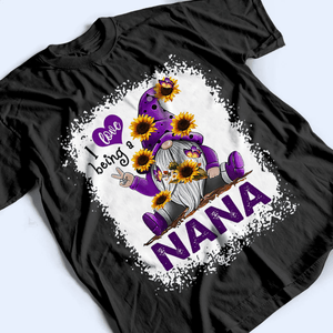 I Love Being A Grandma Gnome - Personalized Custom T Shirt - Birthday, Loving, Funny Gift for Grandma/Nana/Mimi, Mom, Wife, Grandparent - Suzitee Store