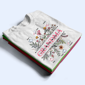 Wildflower Grandma We Love You - Personalized Custom T Shirt - Gift for Grandma/Nana/Mimi, Mom, Wife, Grandparent - Suzitee Store