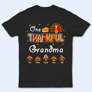 One Thankful Grandma Little Turkeys - Personalized Custom T Shirt - Thanksgiving, Birthday, Loving, Funny Gift for Grandma/Nana/Mimi, Mom, Wife, Grandparent - Suzitee Store