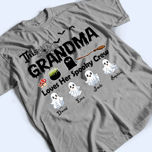 This Grandma Loves Her Spooky Crew - Personalized Custom T Shirt - Birthday, Loving, Funny Gift for Grandma/Nana/Mimi, Mom, Wife, Grandparent - Suzitee Store